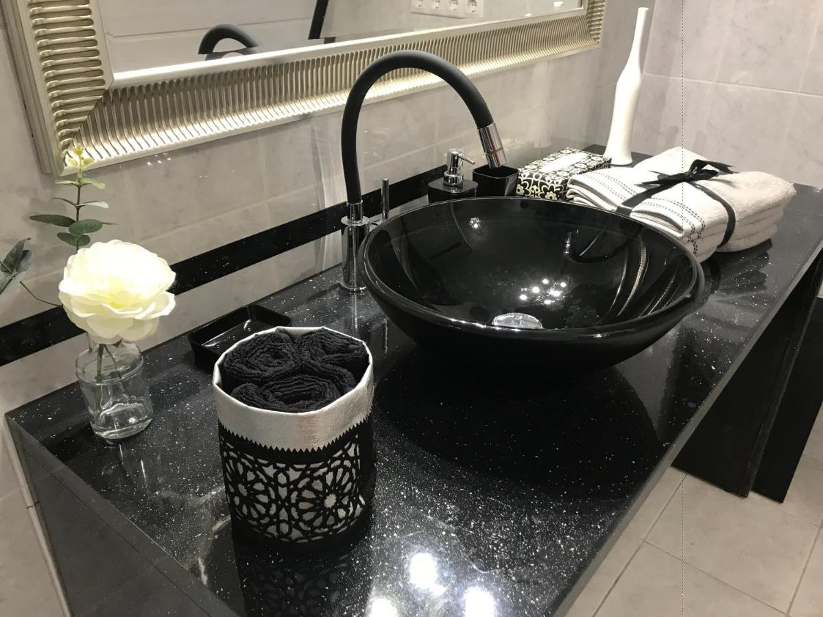MogyoródLuxury Basement In The Surrounding Of Budapestアパートメント エクステリア 写真